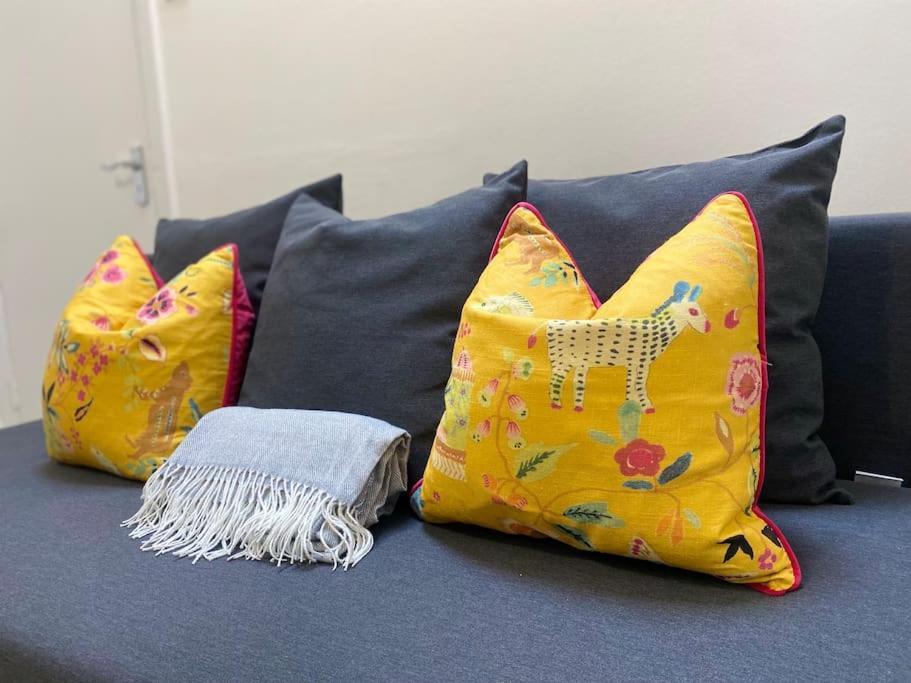 The Spotted Cat… London! Apartment Luaran gambar